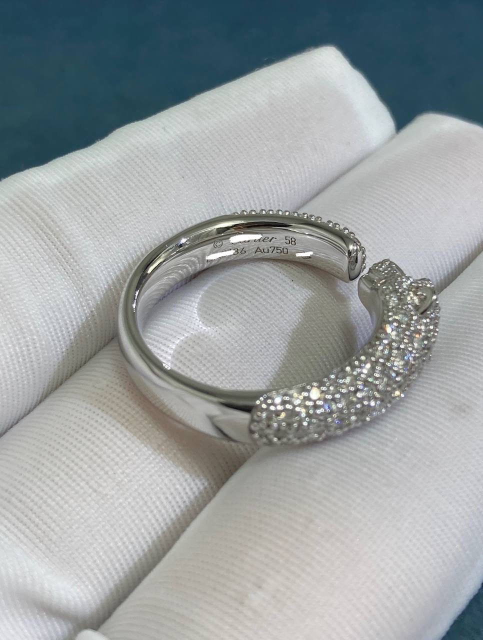 Panther full pavé diamond ring Small model