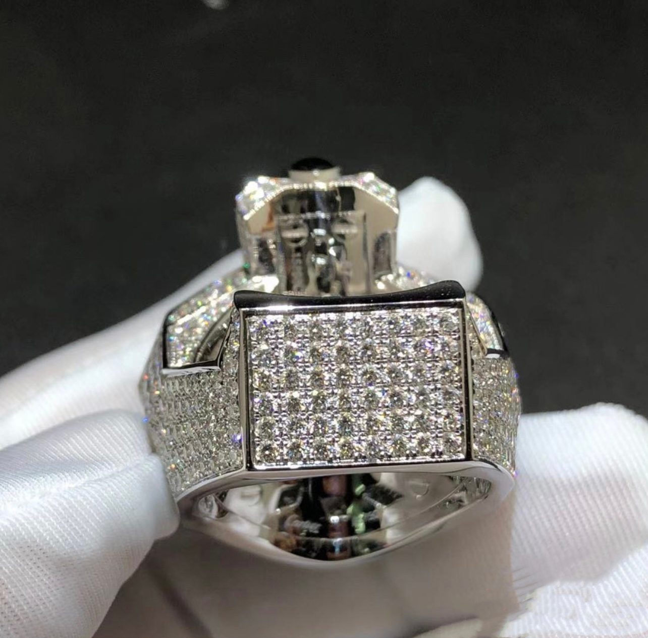 Panthere Full Pavé diamond ring