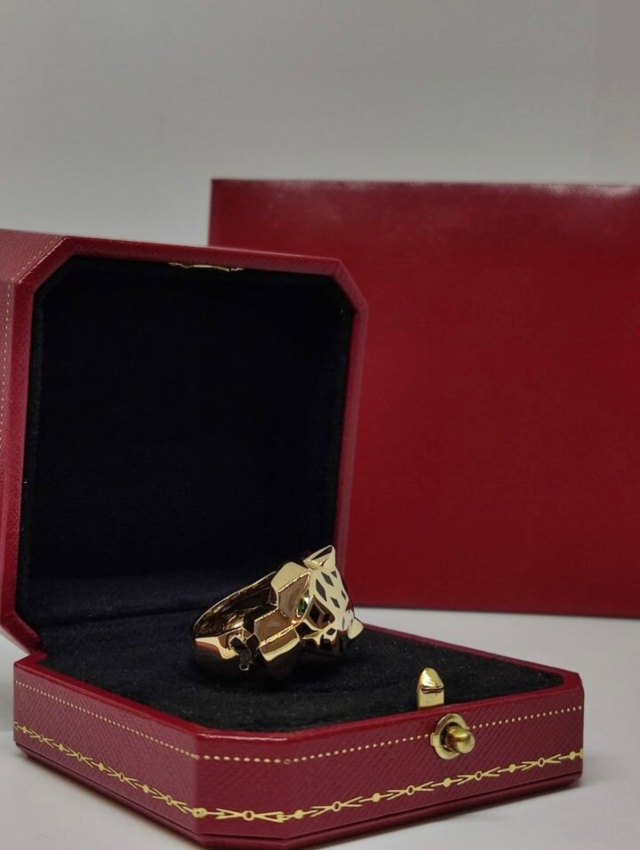 Panther ring