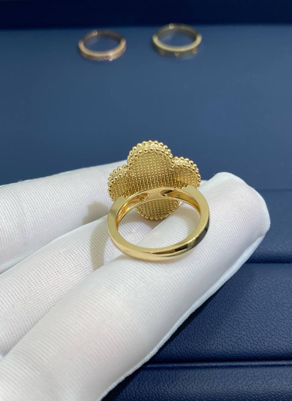 VC Mother-of-Pearl ring