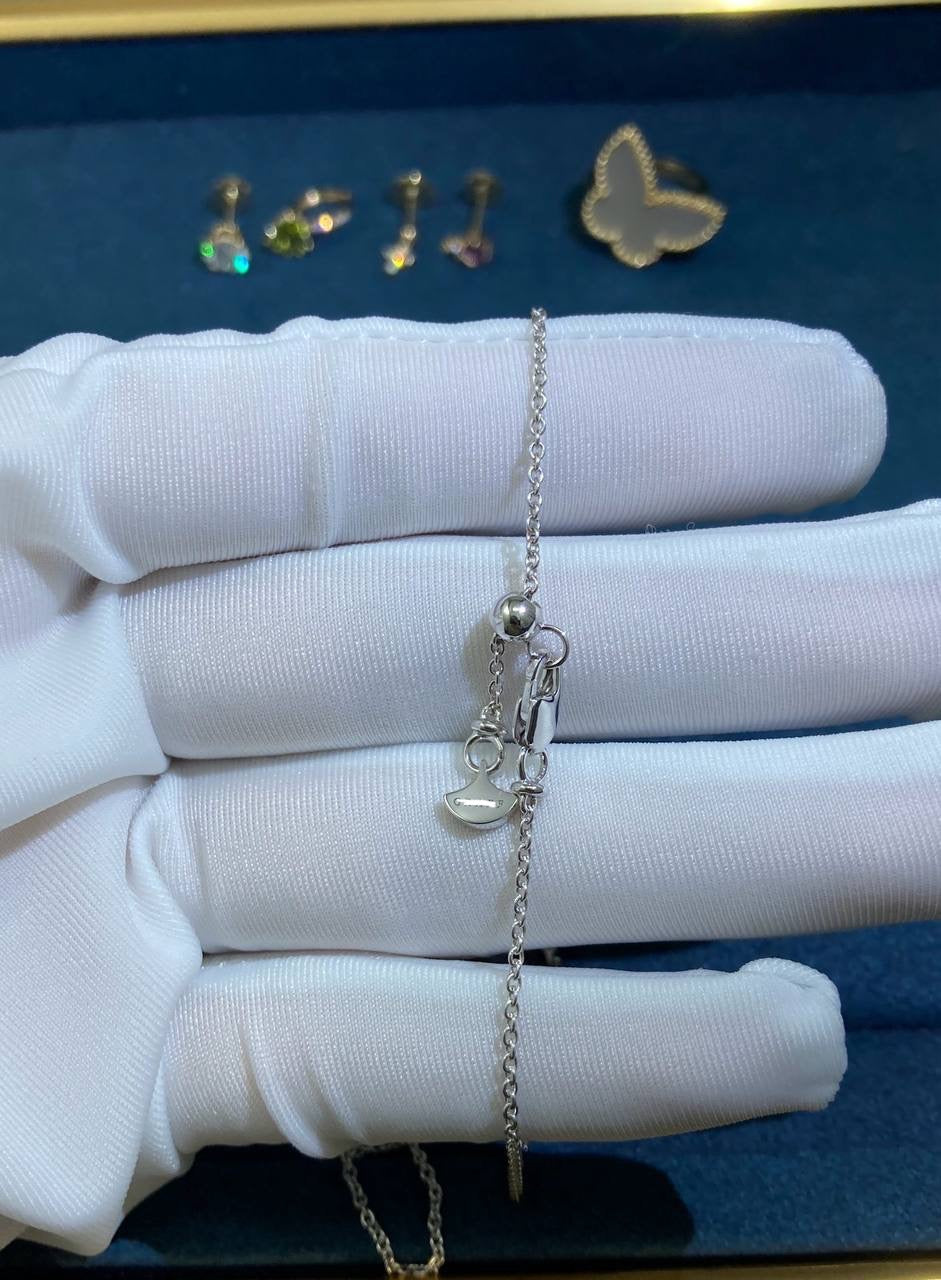 Grf diamond butterflies necklace