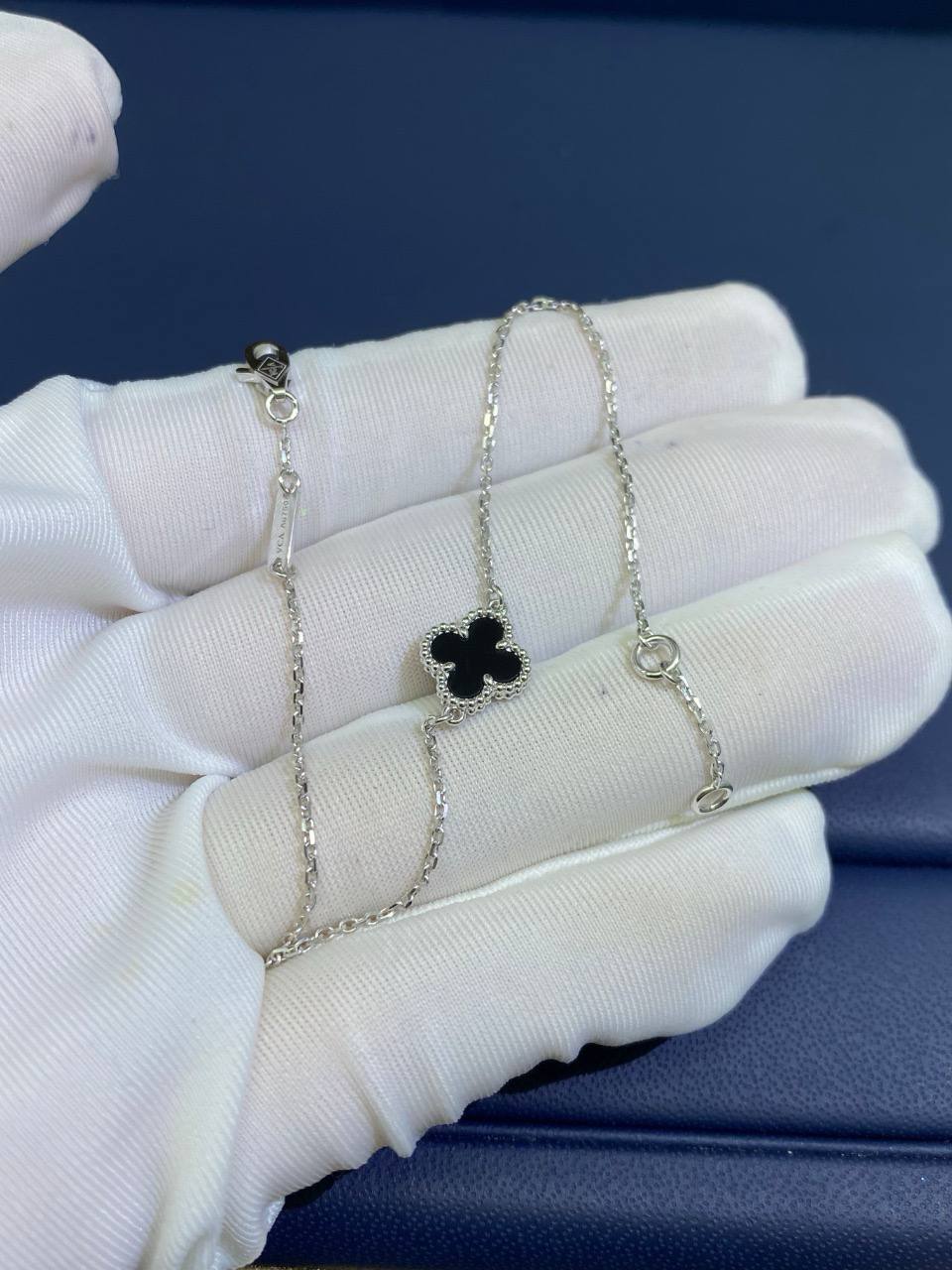VC onyx bracelet mini model