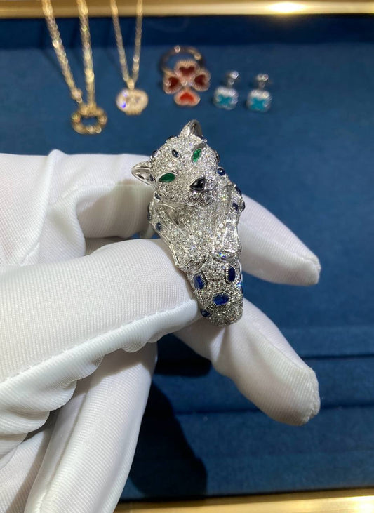 Panther movable head full pavé diamond ring