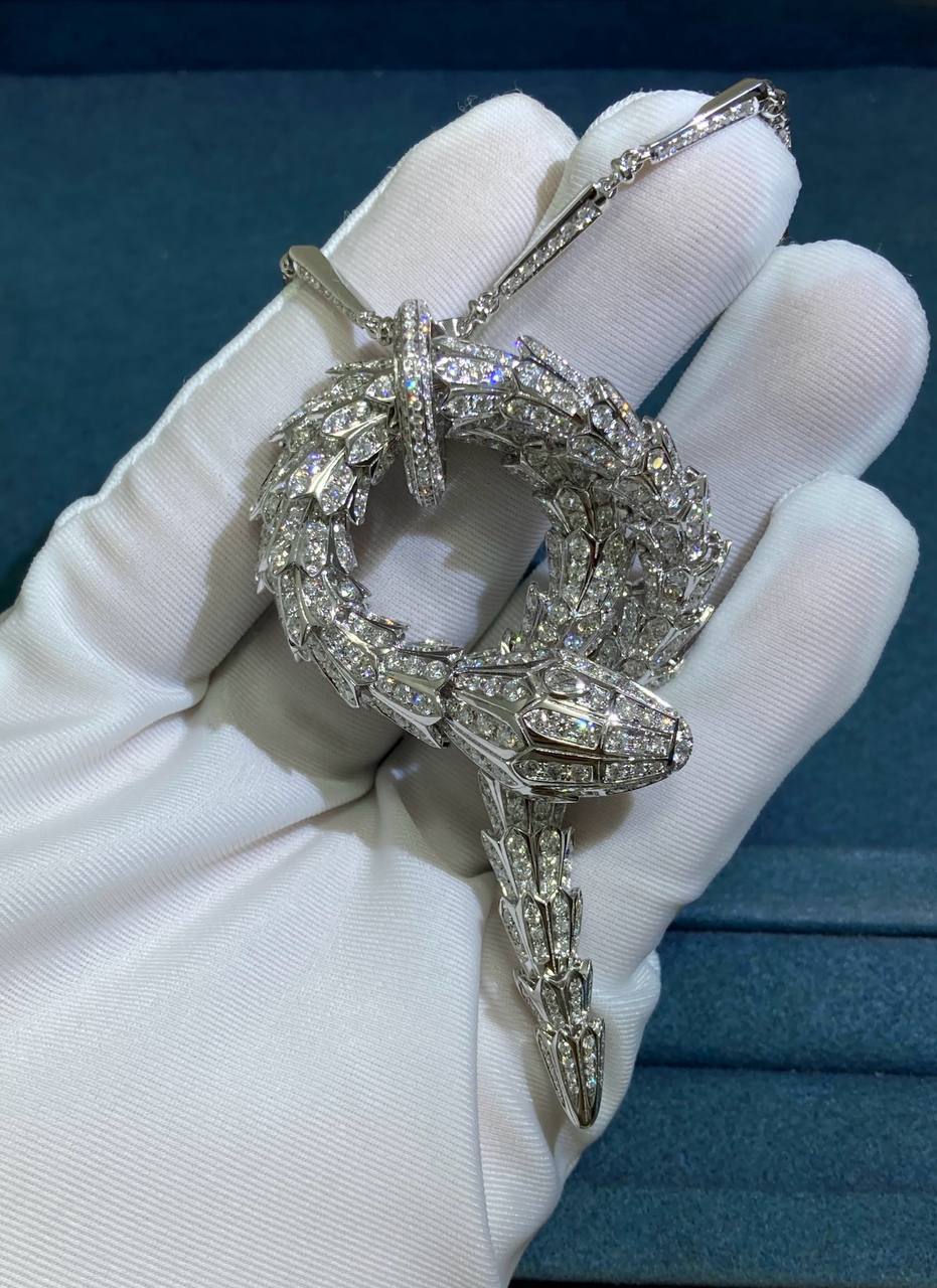 Serpent diamond Pendant necklace Large model
