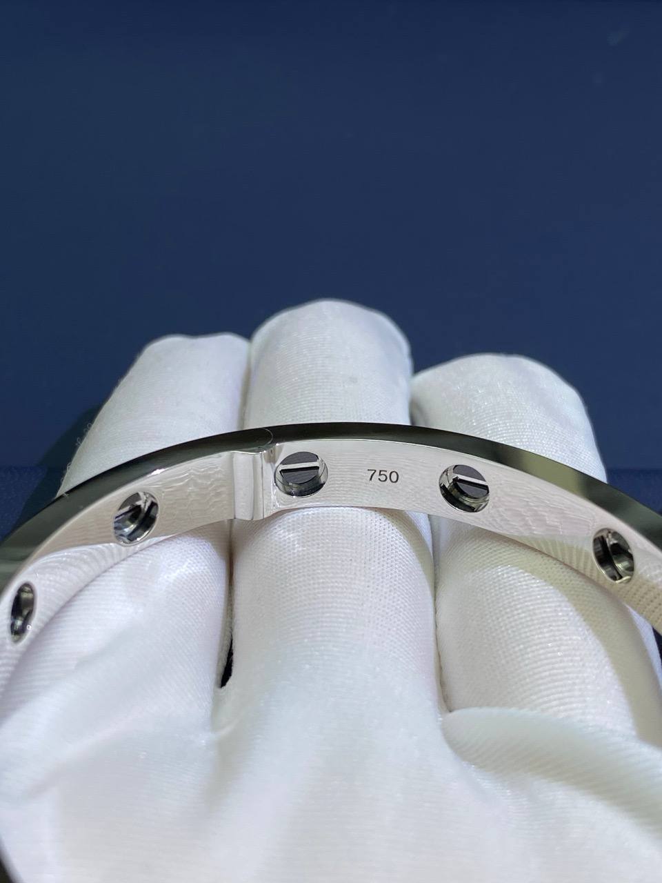 Love Bracelet Diamond-paved with Ceramic