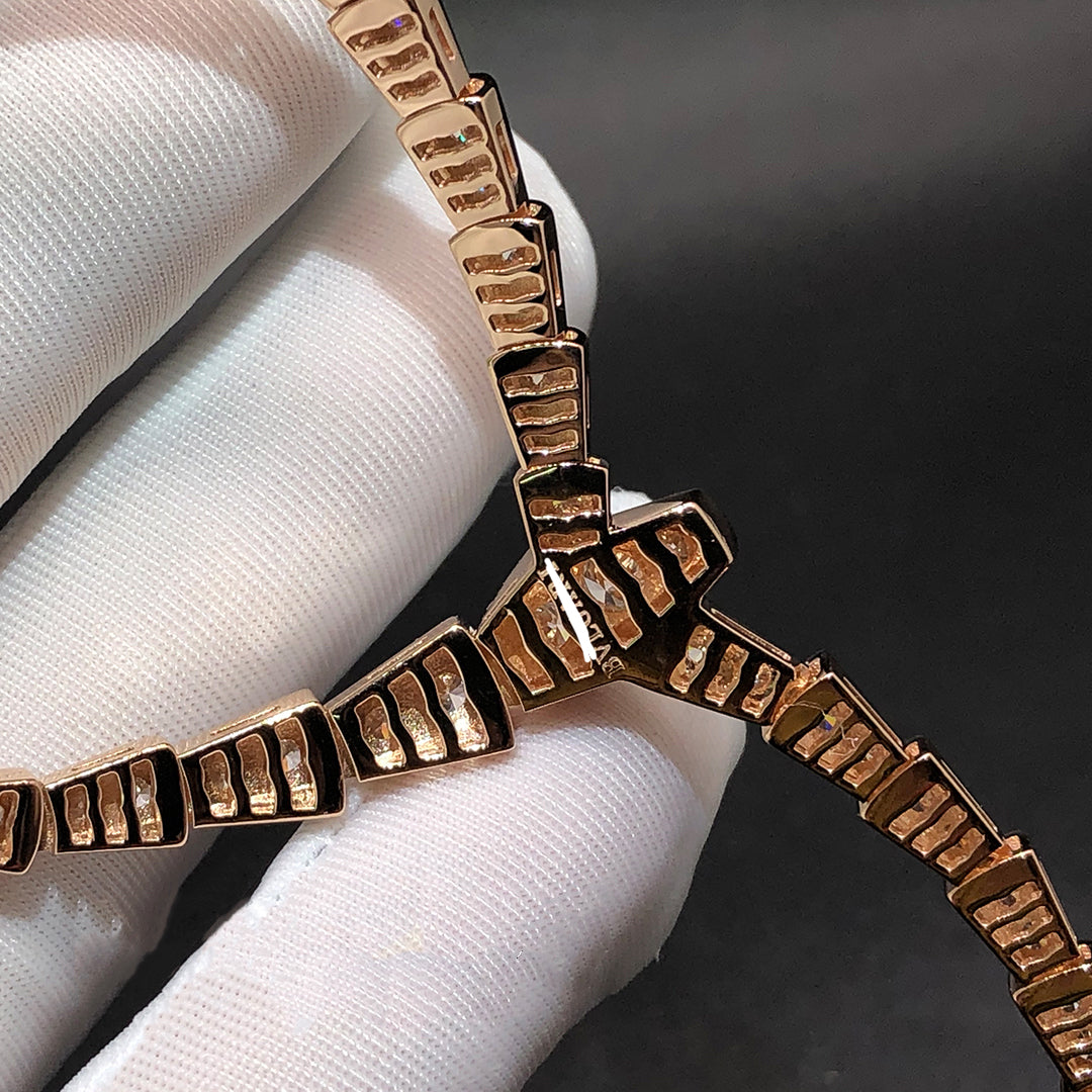 Serpent Diamond necklace