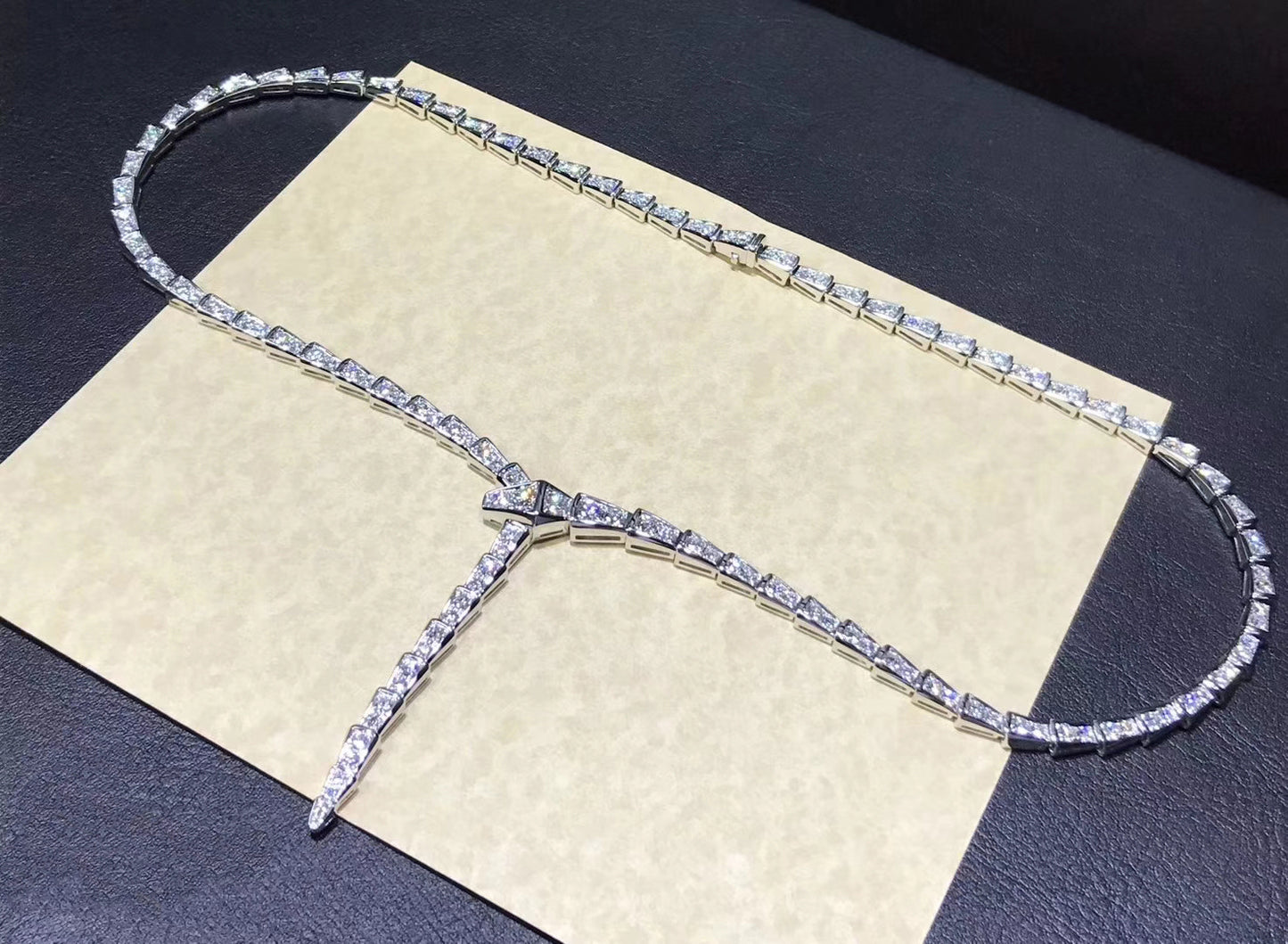 Serpent Diamond necklace