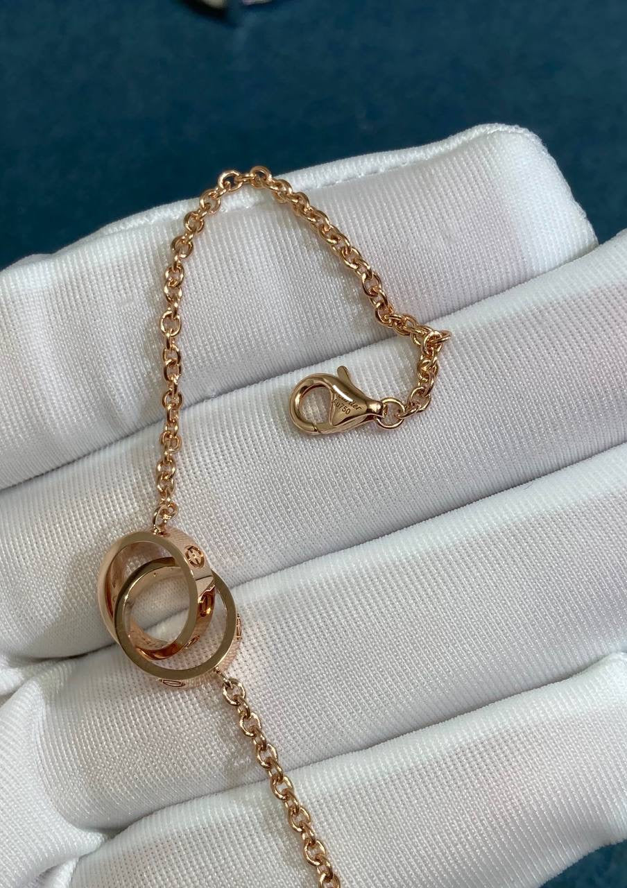 Love chain bracelet