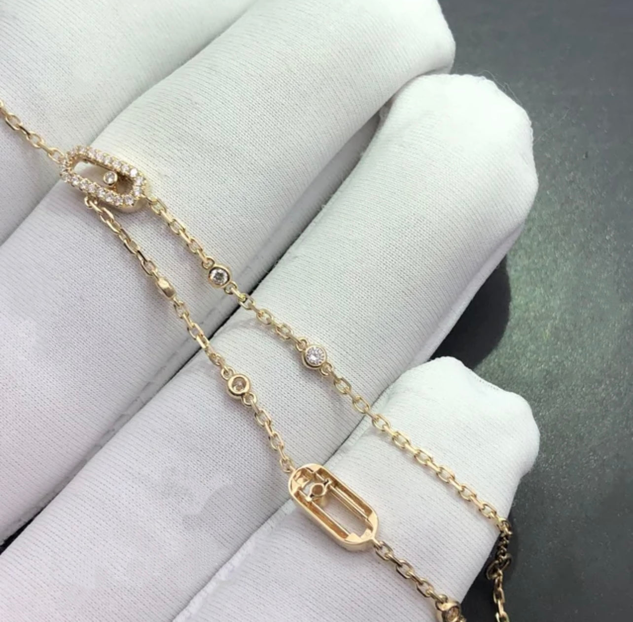 Mssk uno hand chain bracelet with diamonds