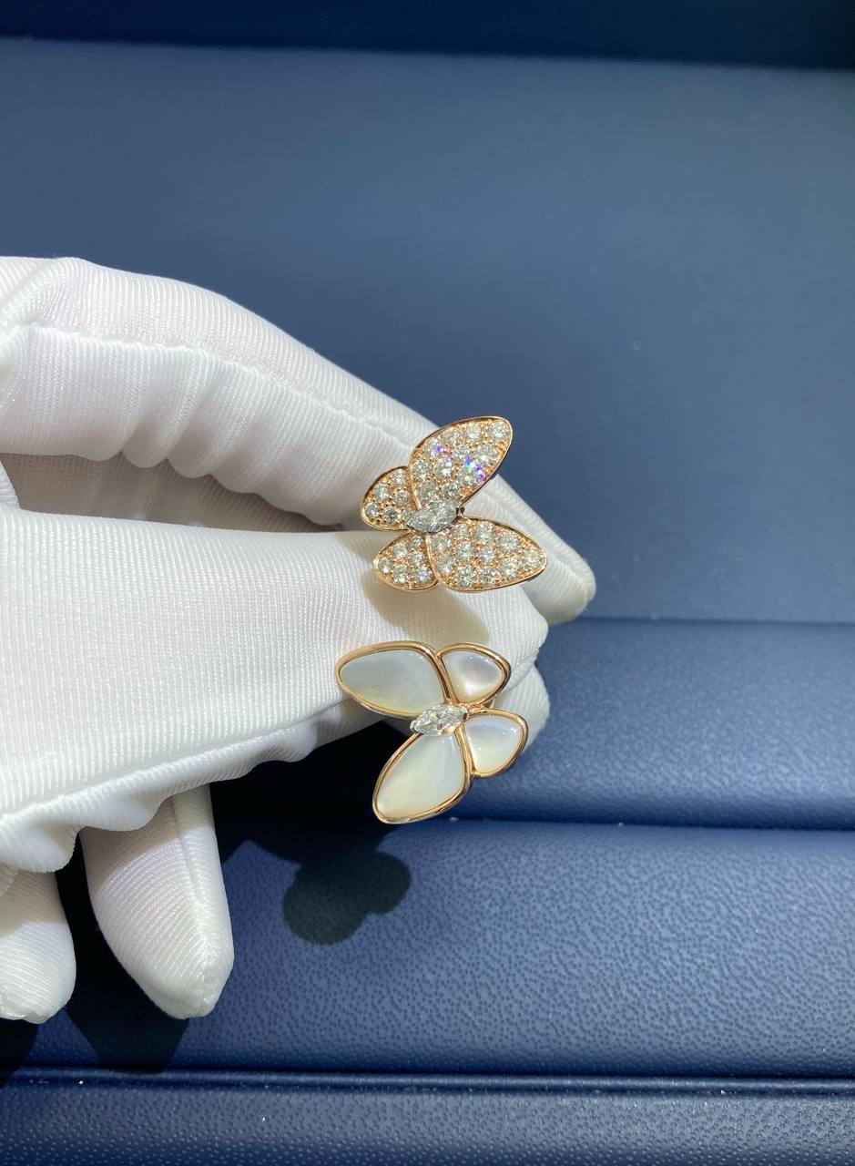 VC two Butterflies ring with Mother of Pearl and diamonds