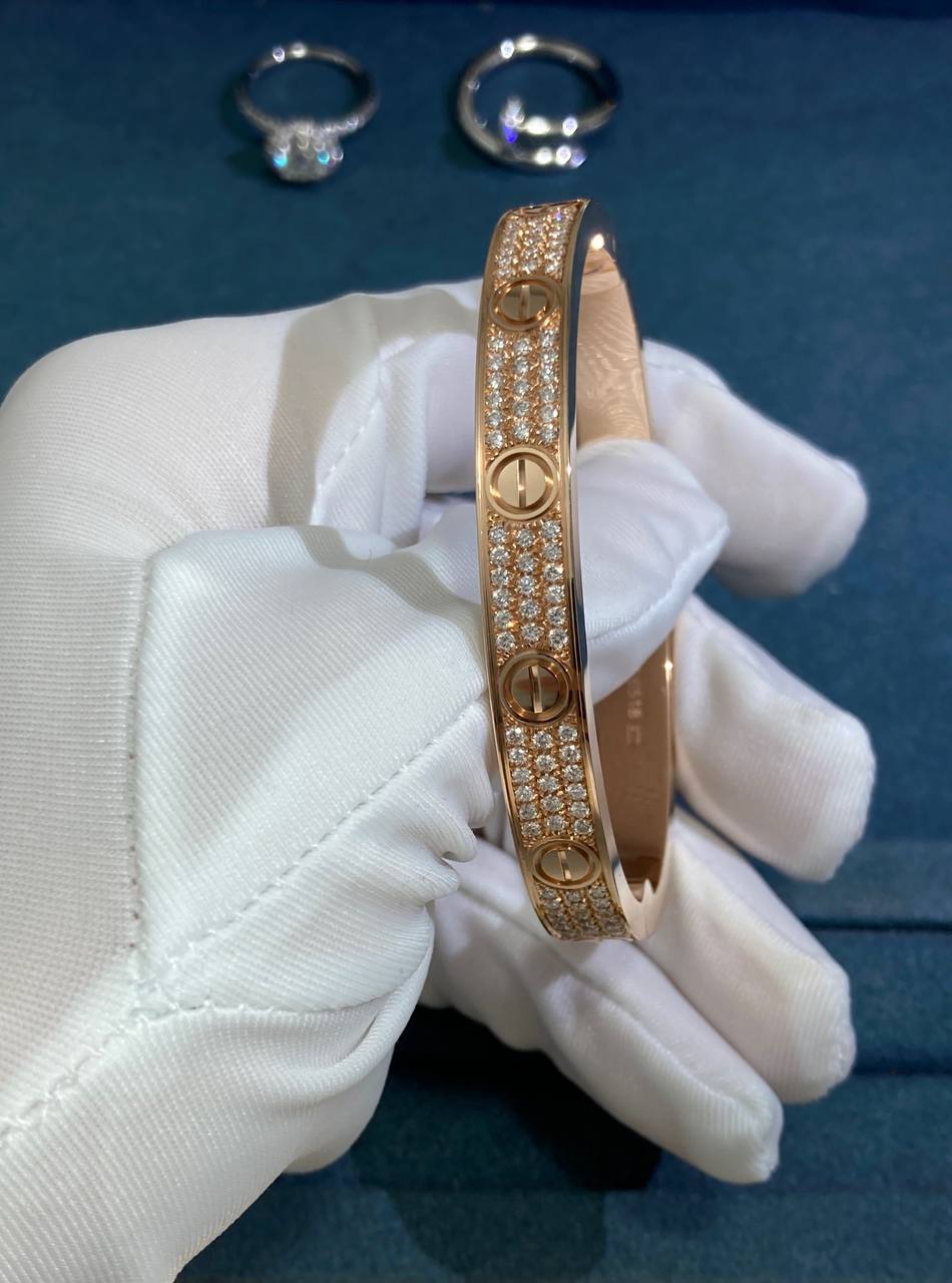 Love bracelet diamond-paved