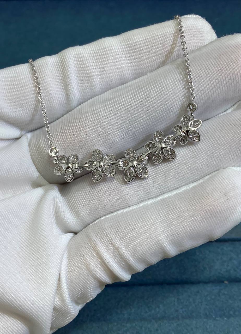 Grf full pavé diamond necklace