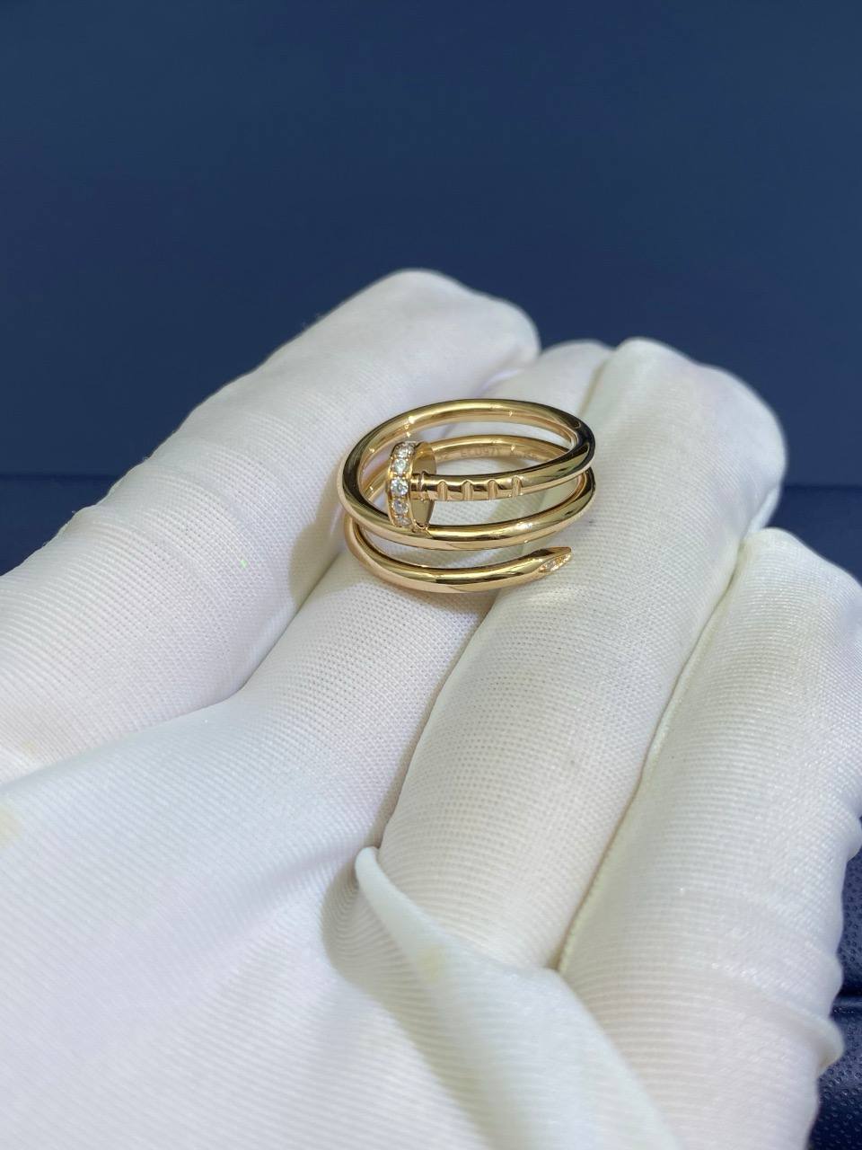 Nail Inspired double row ring with diamonds