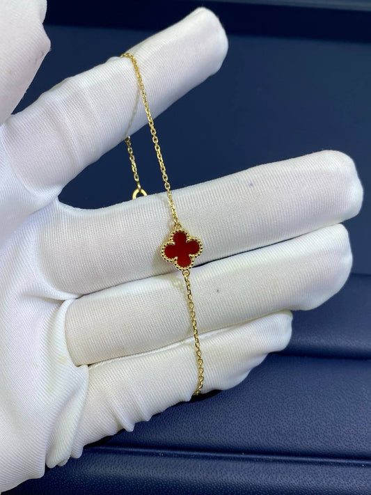 VC carnelian bracelet mini model