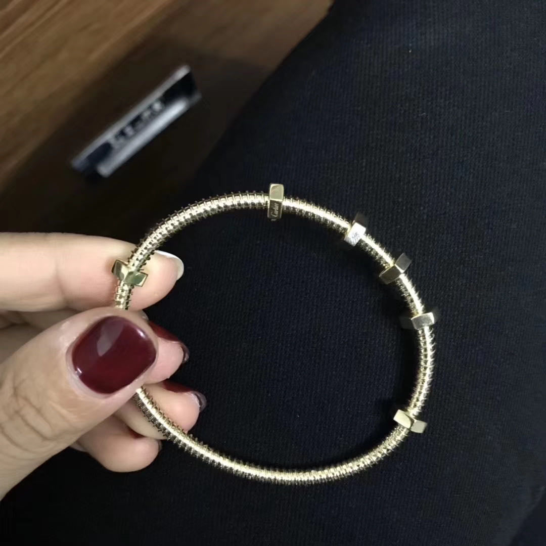 Screw bracelet