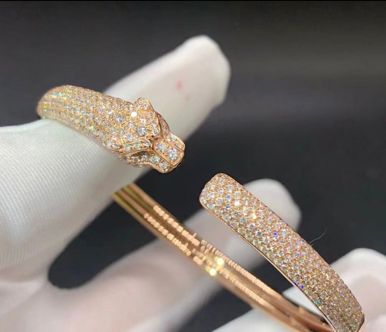Panther full pavé diamond bracelet